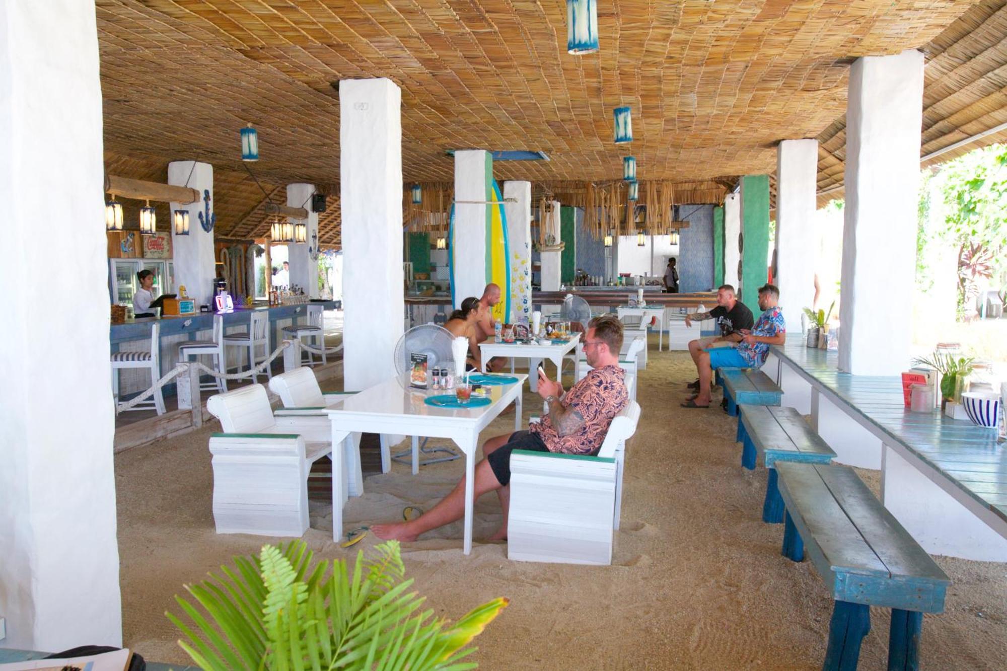 Lime N Soda Beachfront Resort Thong Sala Buitenkant foto
