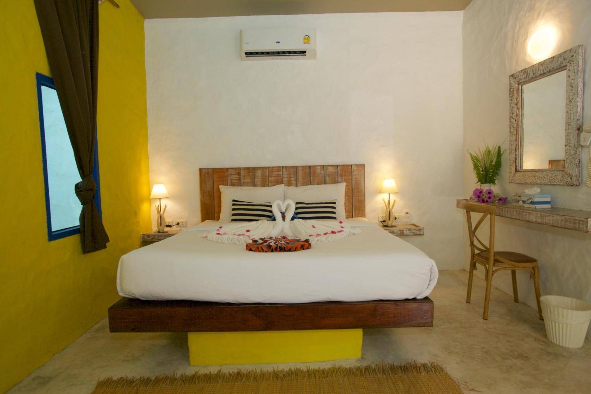Lime N Soda Beachfront Resort Thong Sala Kamer foto
